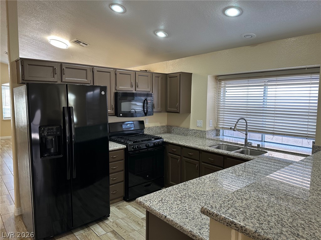2113 Feather Bush Street Property Photo 1