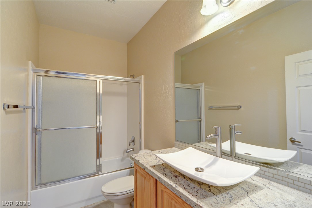 2339 Tranquil Moon Street Property Photo 12
