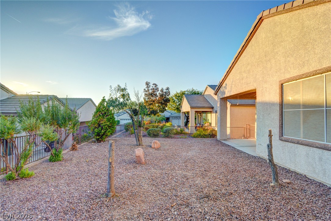 2339 Tranquil Moon Street Property Photo 15