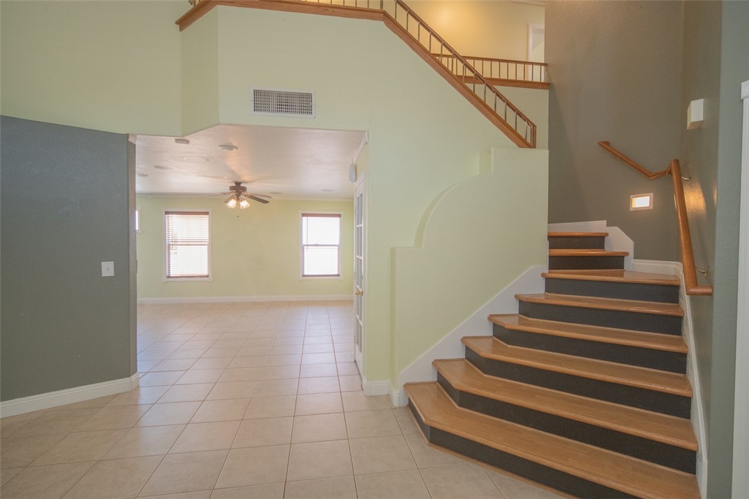 121 Heather Drive Property Photo 12