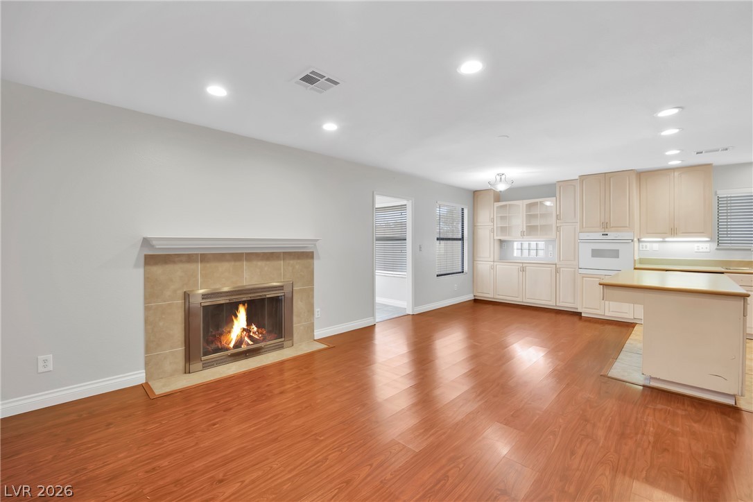 8136 Spur Court Property Photo 6