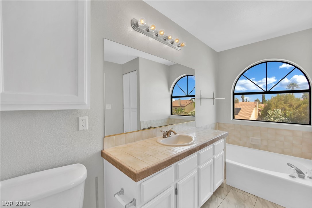 8136 Spur Court Property Photo 21