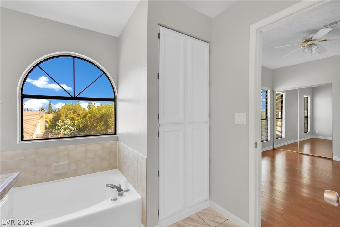 8136 Spur Court Property Photo 22