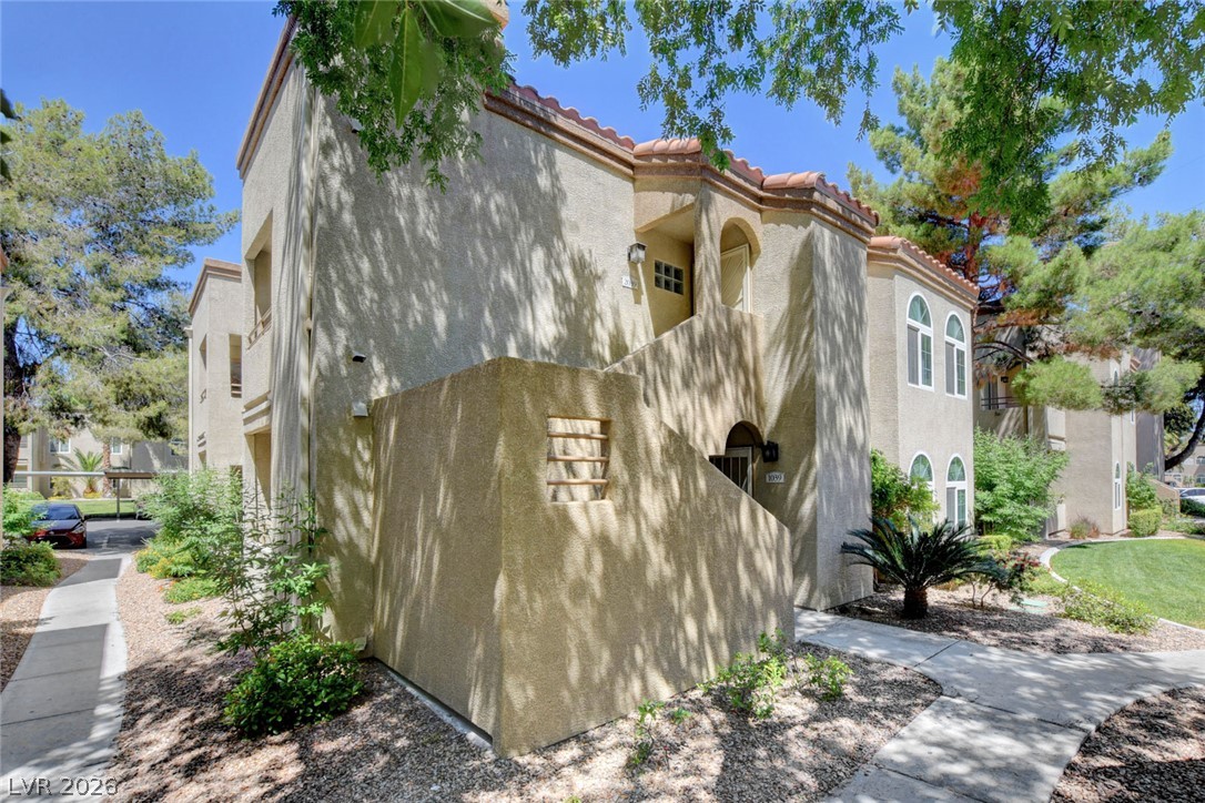 3145 East Flamingo Road 1039 Property Photo 1