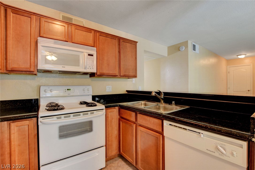 3145 East Flamingo Road 1039 Property Photo 7