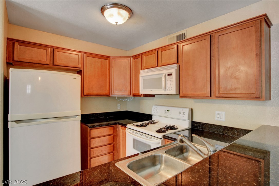 3145 East Flamingo Road 1039 Property Photo 9
