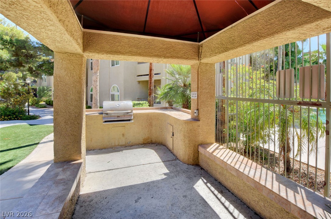 3145 East Flamingo Road 1039 Property Photo 30