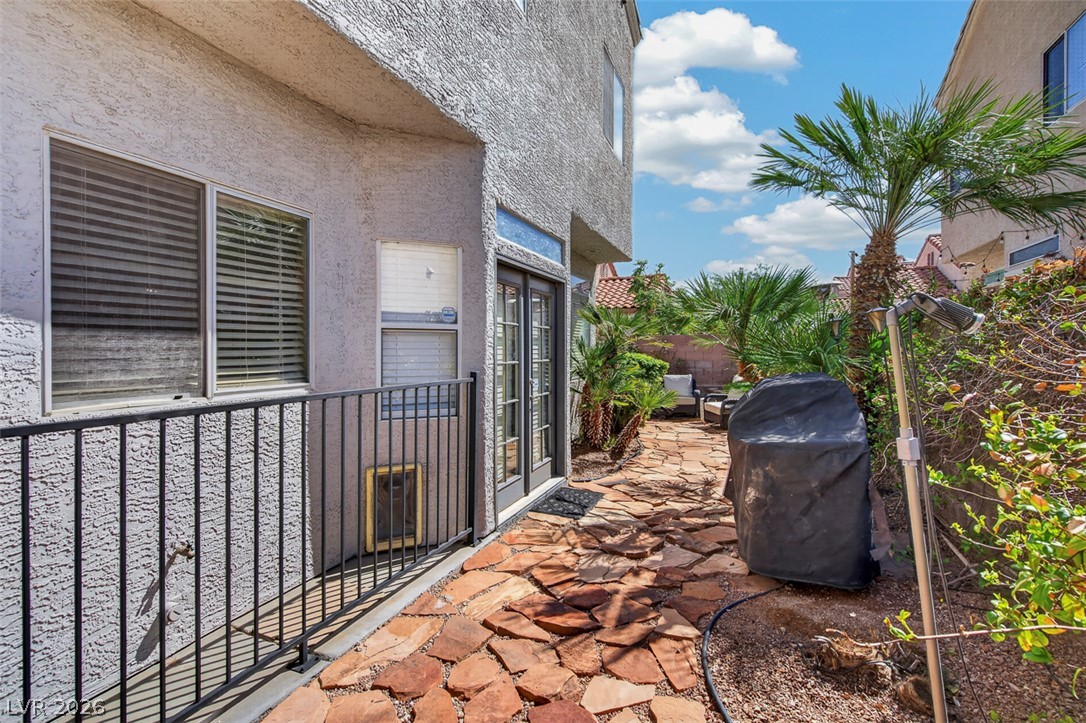 6673 Coral Falls Circle Property Photo 48