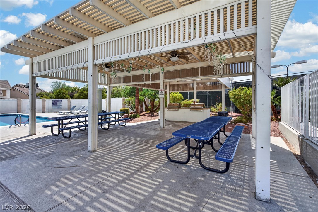 6673 Coral Falls Circle Property Photo 59