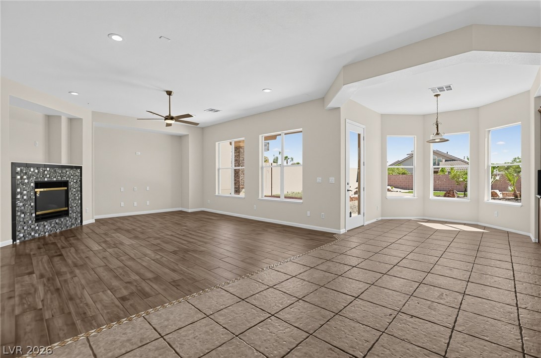 7308 Buttons Ridge Drive Property Photo 6