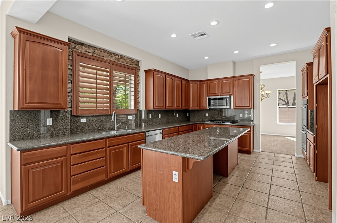 7308 Buttons Ridge Drive Property Photo 9
