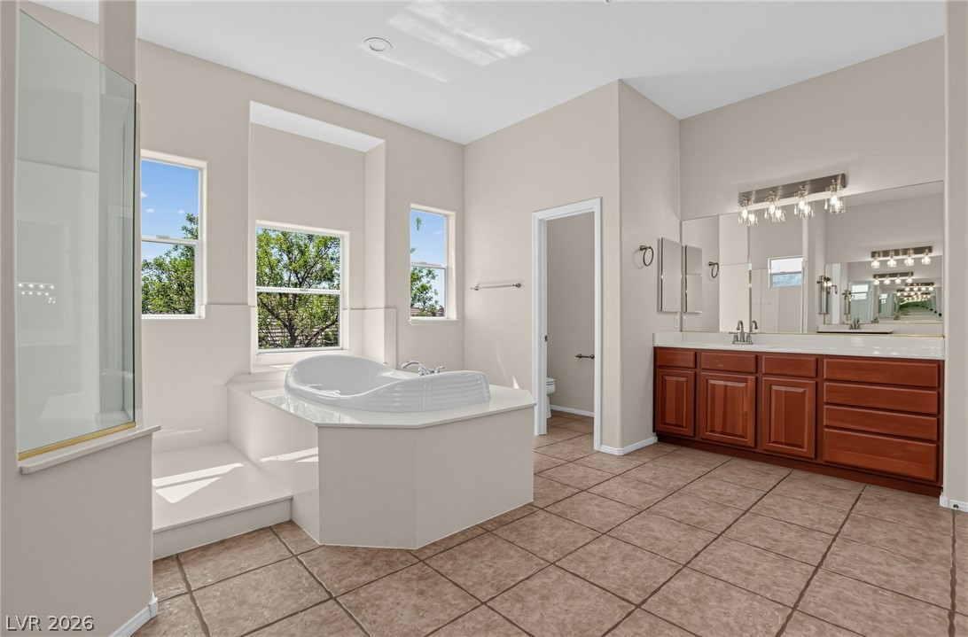 7308 Buttons Ridge Drive Property Photo 20