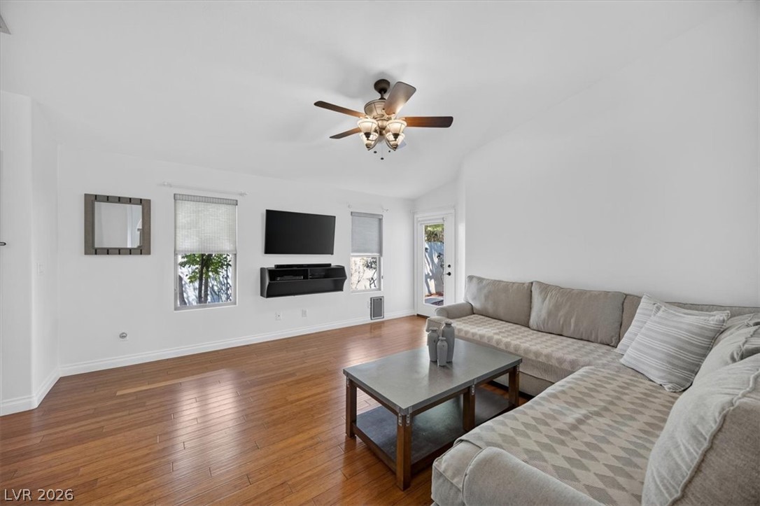 9686 Giddings Avenue Property Photo 11