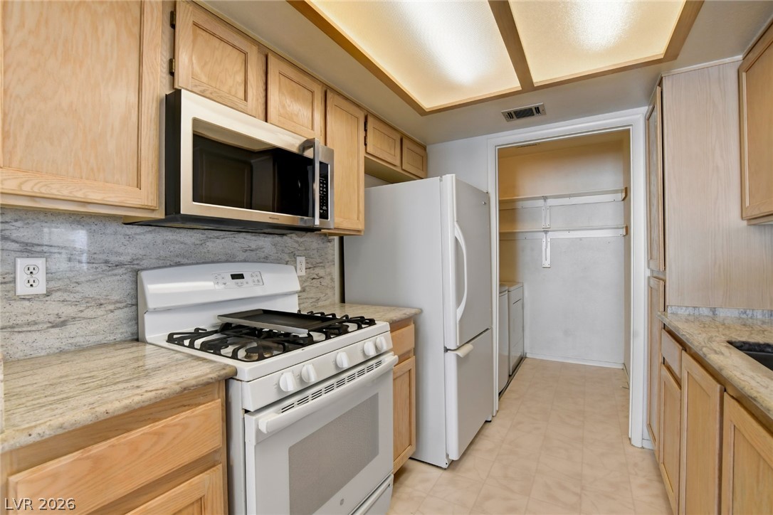 7100 Pirates Cove Road 2080 Property Photo 18