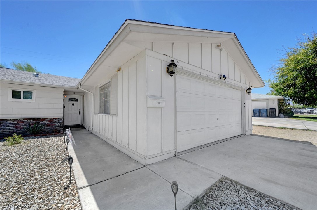 6209 Dayton Avenue Property Photo 3
