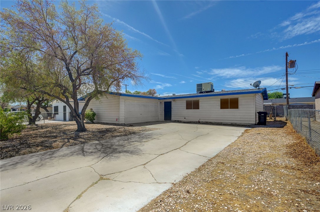 1209 Helen Avenue Property Photo 1