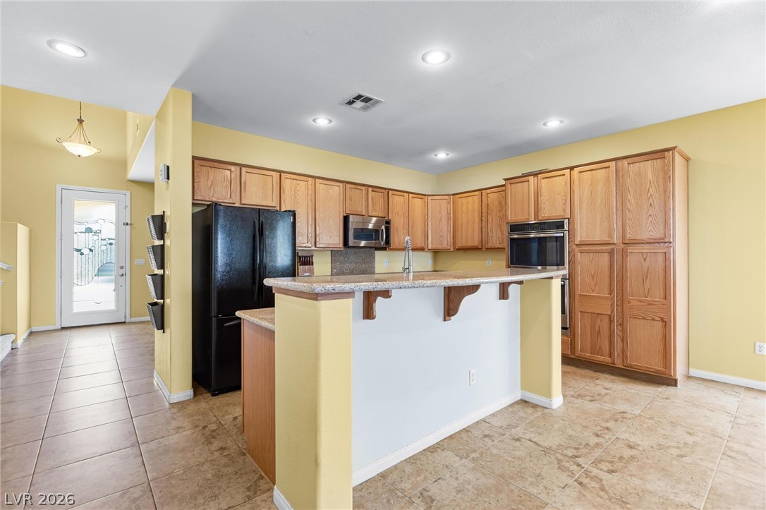 5656 Almocita Court Property Photo 7