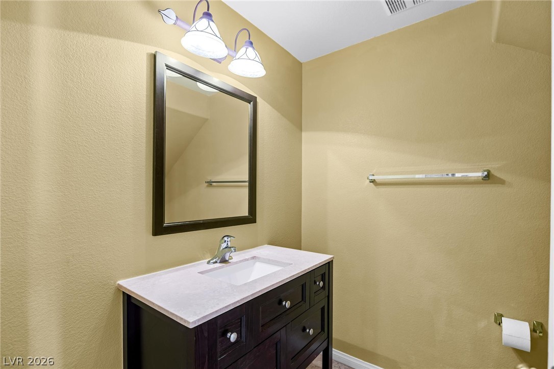 5656 Almocita Court Property Photo 12