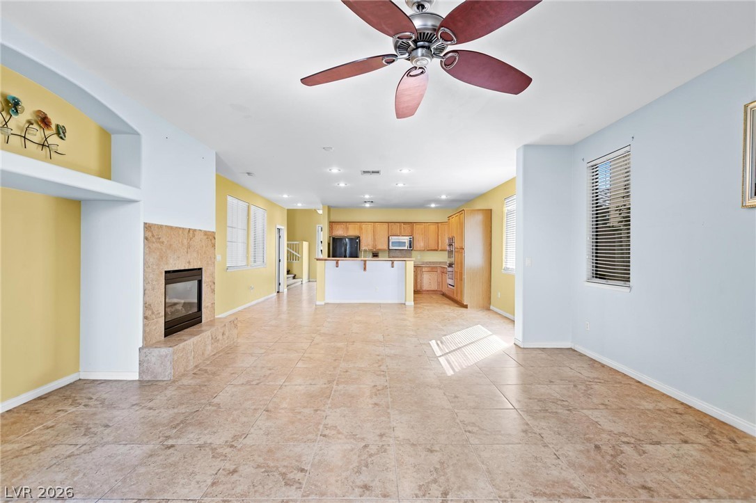 5656 Almocita Court Property Photo 13