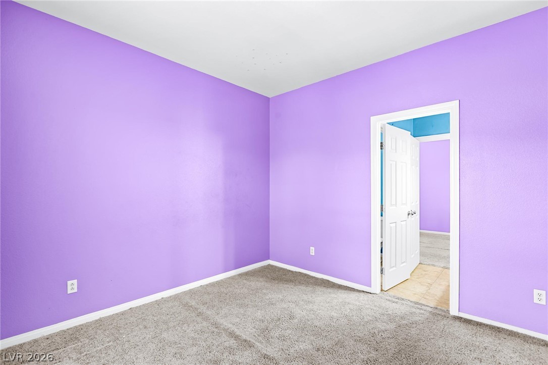 5656 Almocita Court Property Photo 18