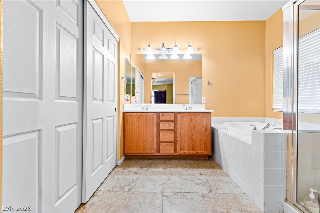 5656 Almocita Court Property Photo 26