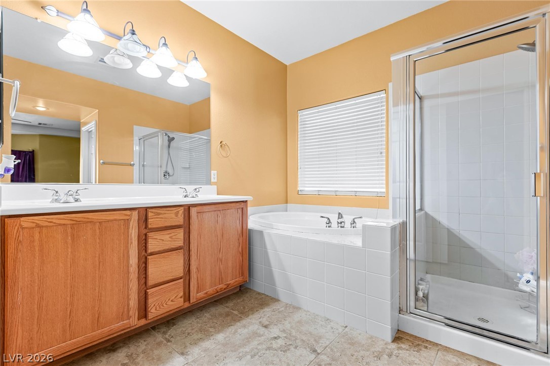 5656 Almocita Court Property Photo 27