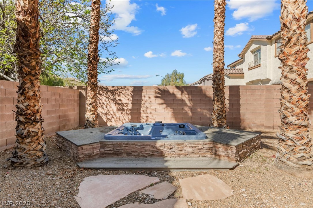5656 Almocita Court Property Photo 35