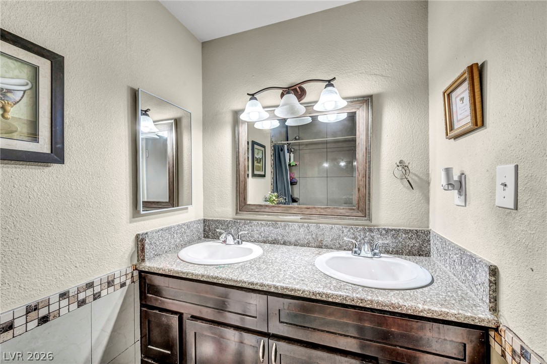 5801 Harmony Avenue Property Photo 13