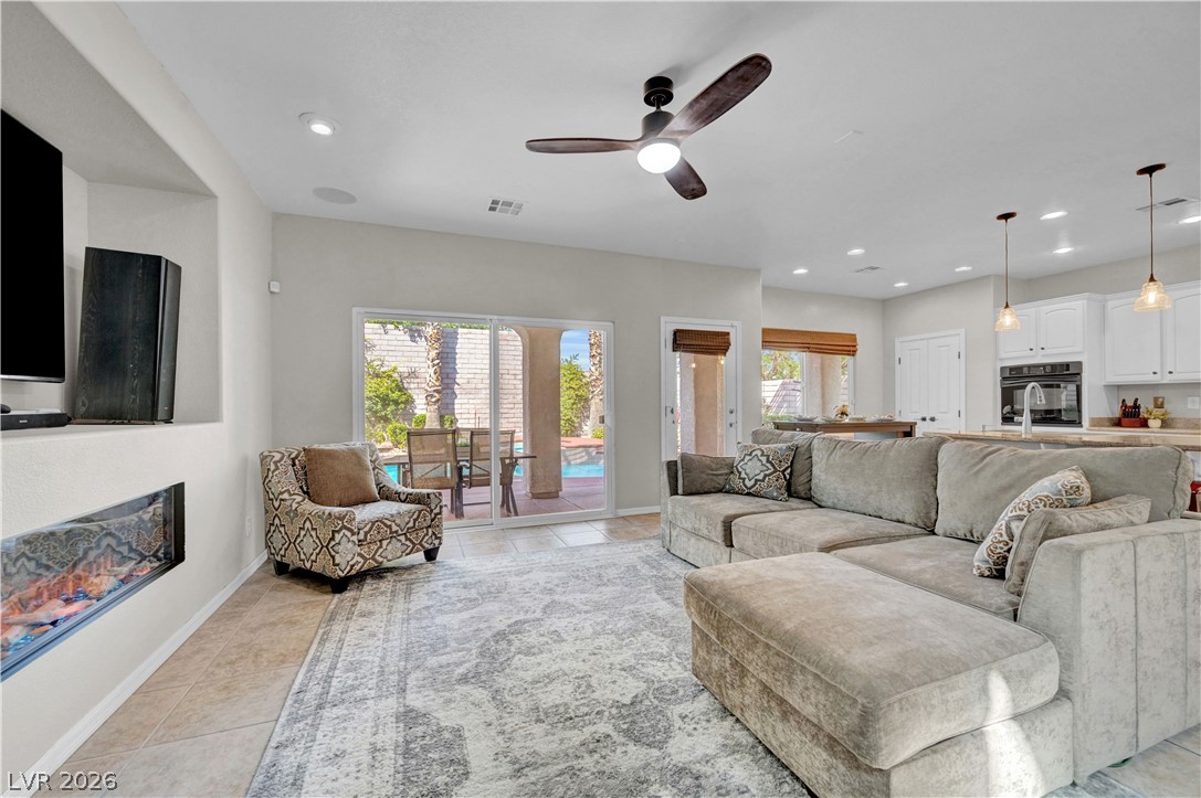 820 Colina Alta Place Property Photo 14