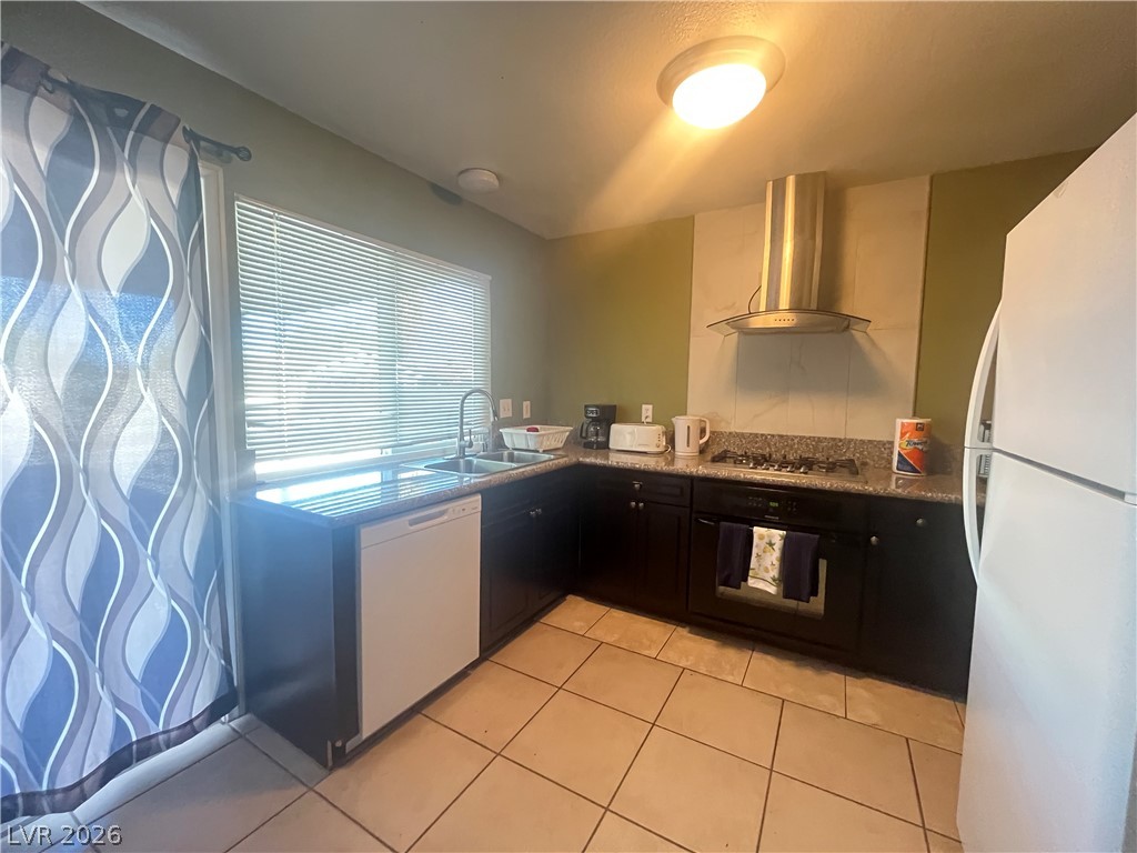 4084 Deerfield Avenue Property Photo 6
