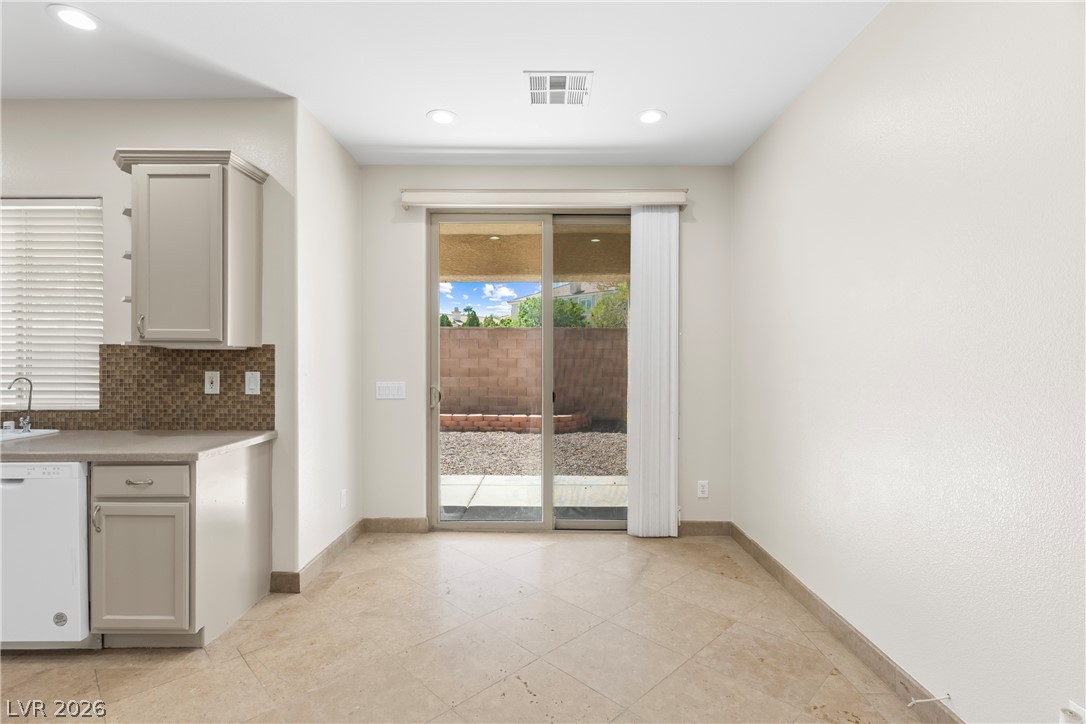 4621 Milvio Avenue Property Photo 9