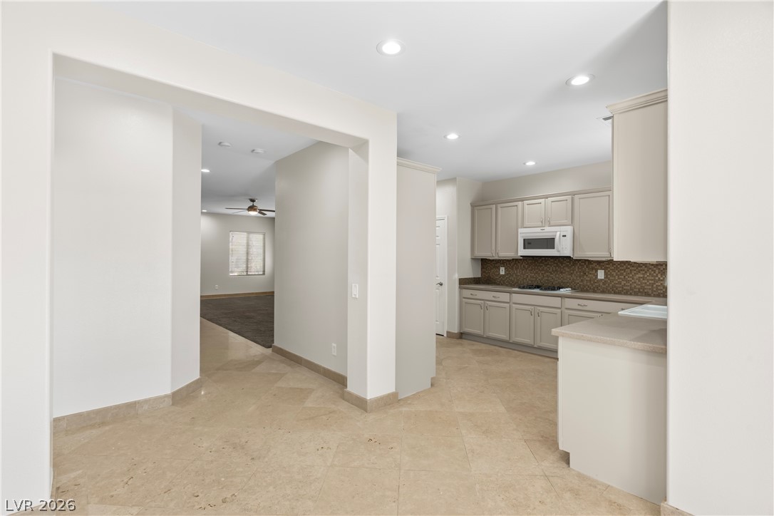 4621 Milvio Avenue Property Photo 10