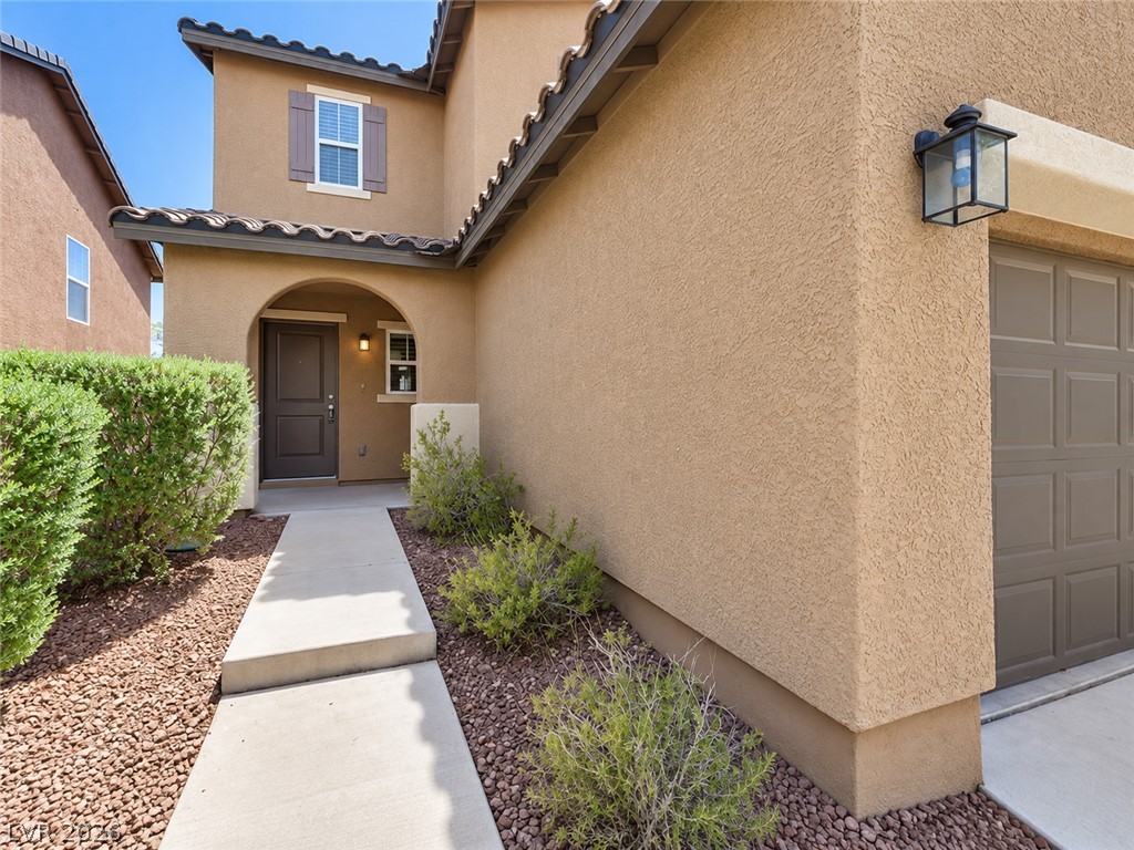 10627 Pennant Avenue Property Photo 2