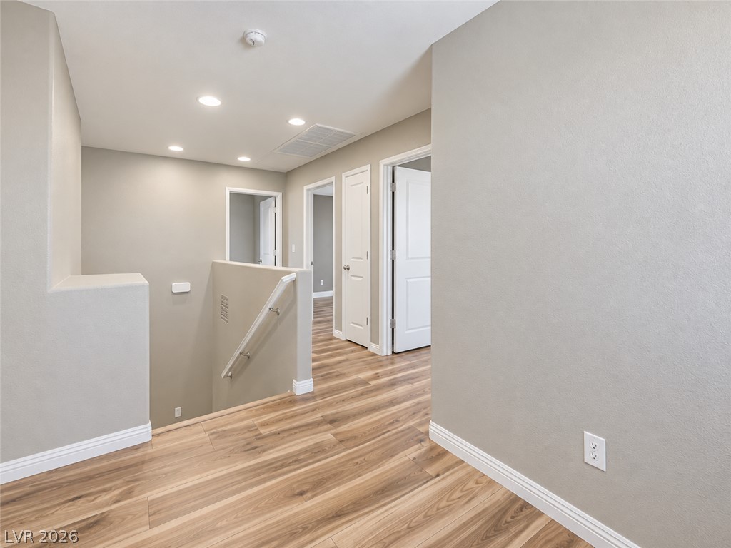 10627 Pennant Avenue Property Photo 8