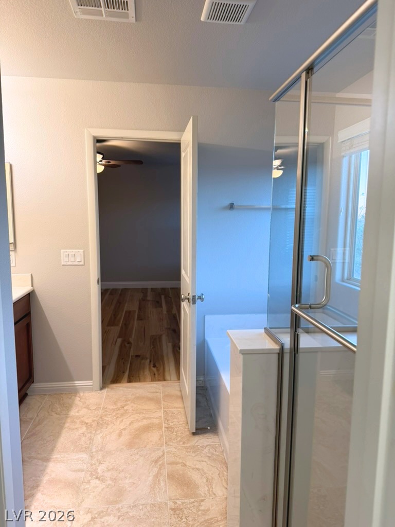 10627 Pennant Avenue Property Photo 9