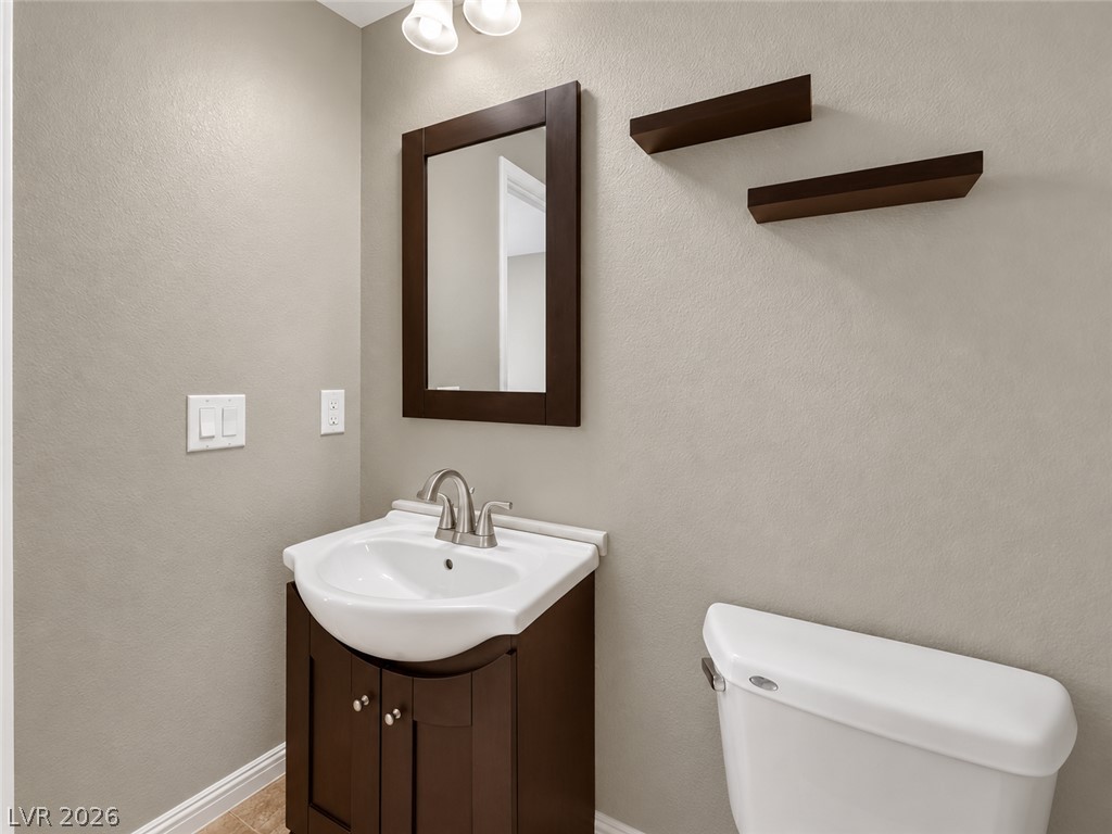 10627 Pennant Avenue Property Photo 17