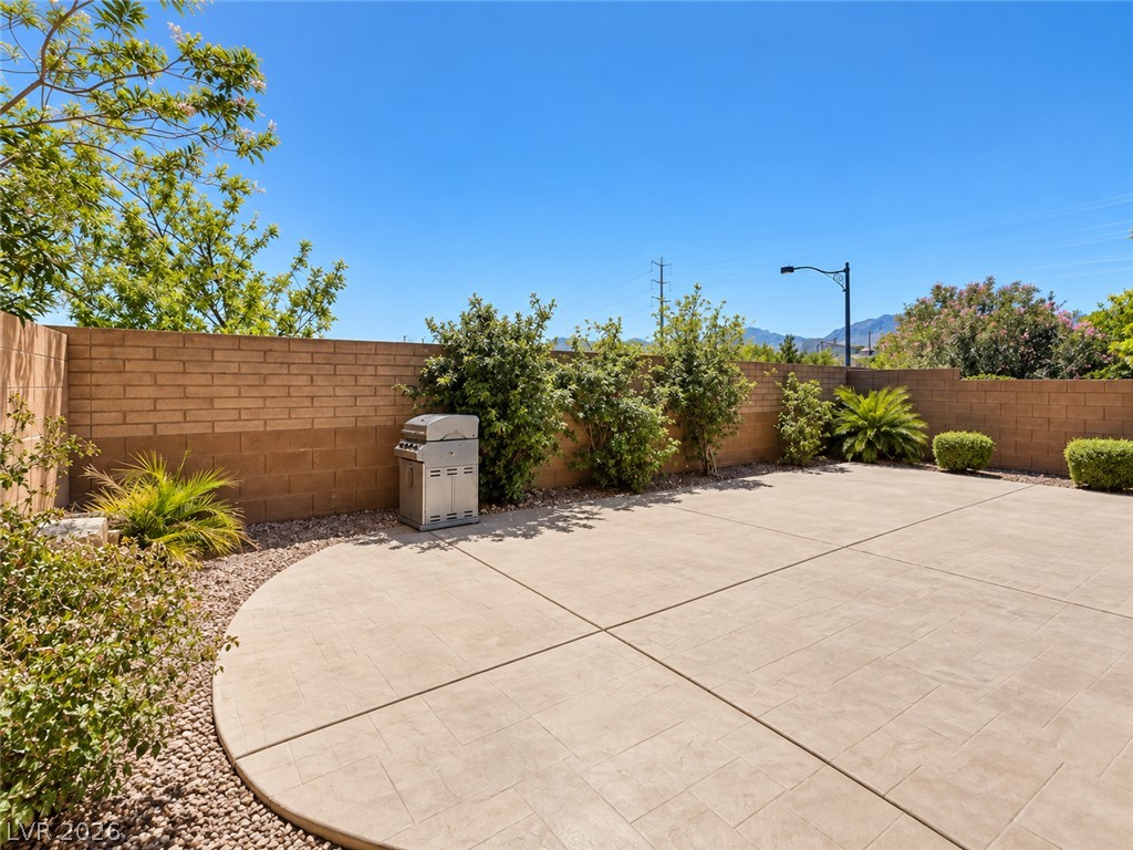 10627 Pennant Avenue Property Photo 19