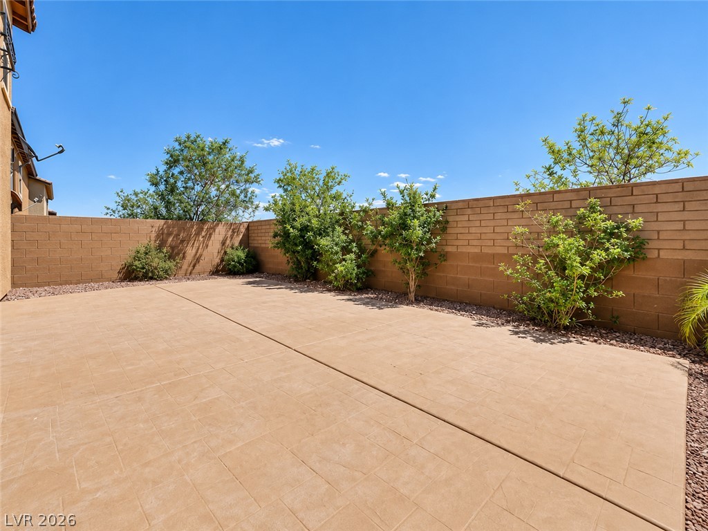 10627 Pennant Avenue Property Photo 20