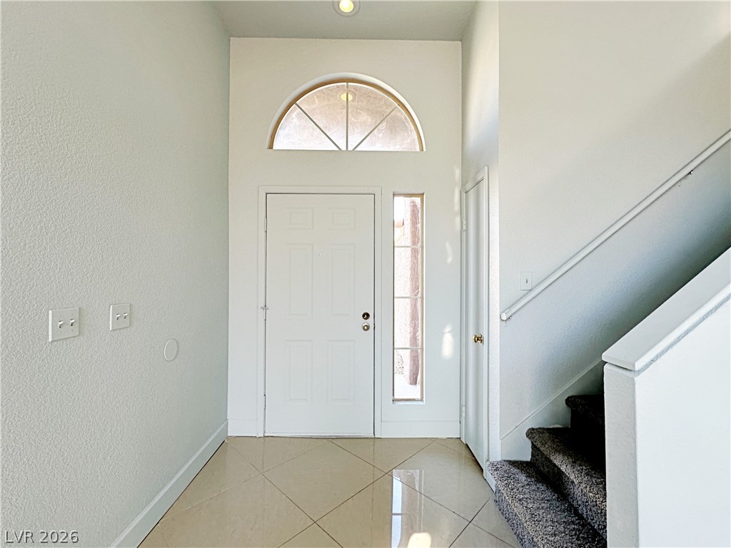 1645 Autumn Rust Drive Property Photo 3