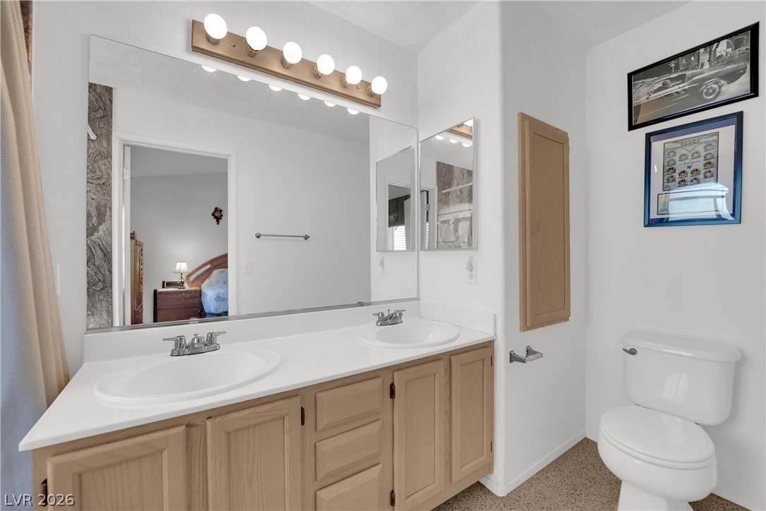 5415 West Harmon Avenue 2168 Property Photo 10