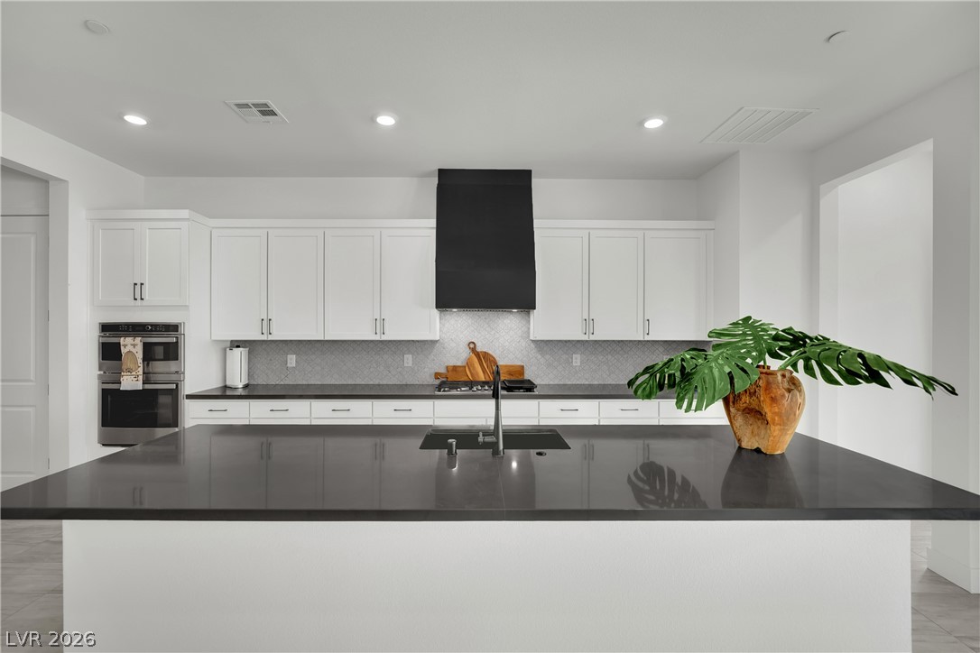 30 Barrio Alto Court Property Photo 3