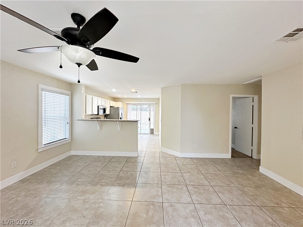 725 Hitchen Post Drive Property Photo 8