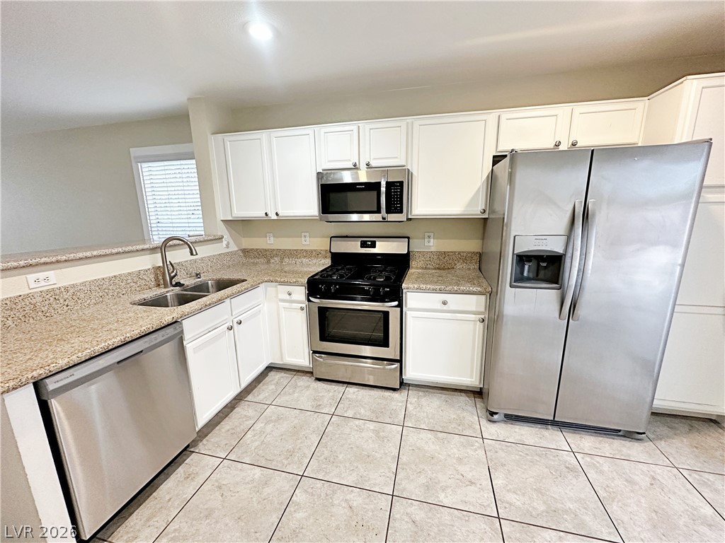 725 Hitchen Post Drive Property Photo 12