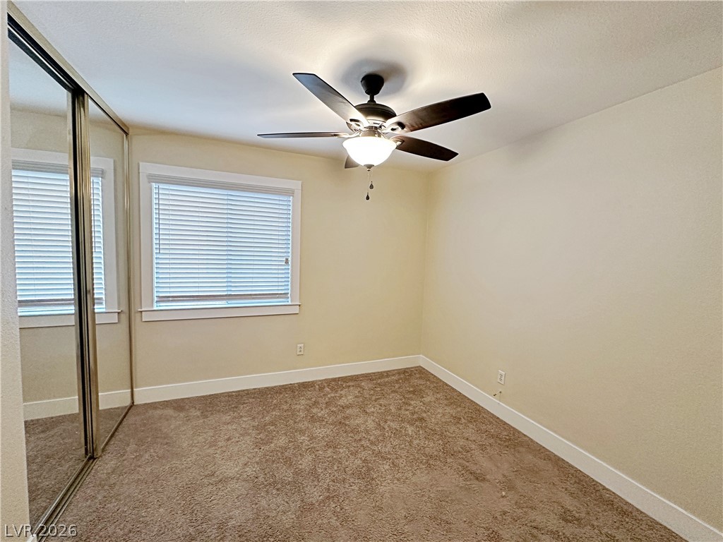 725 Hitchen Post Drive Property Photo 16