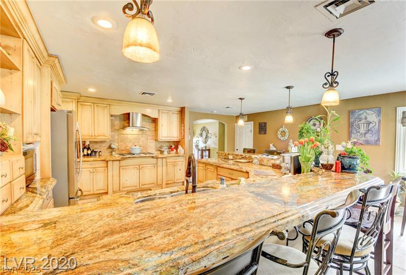 1804 Chapman Drive Property Photo 10