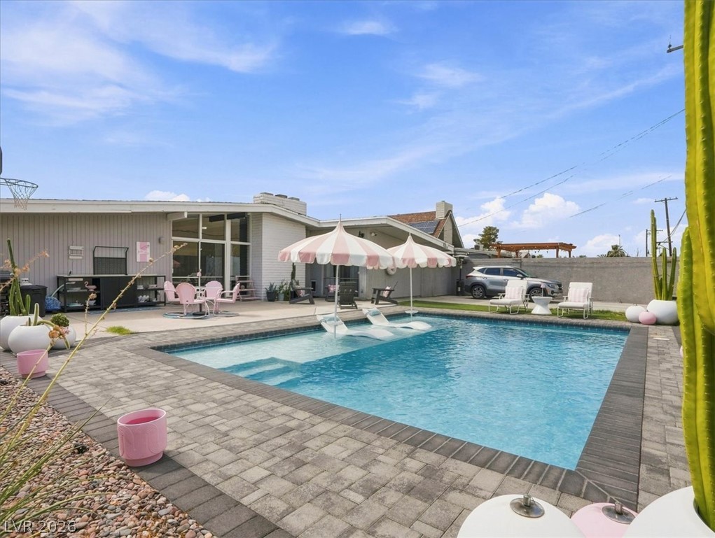 5128 Champions Avenue Property Photo 41