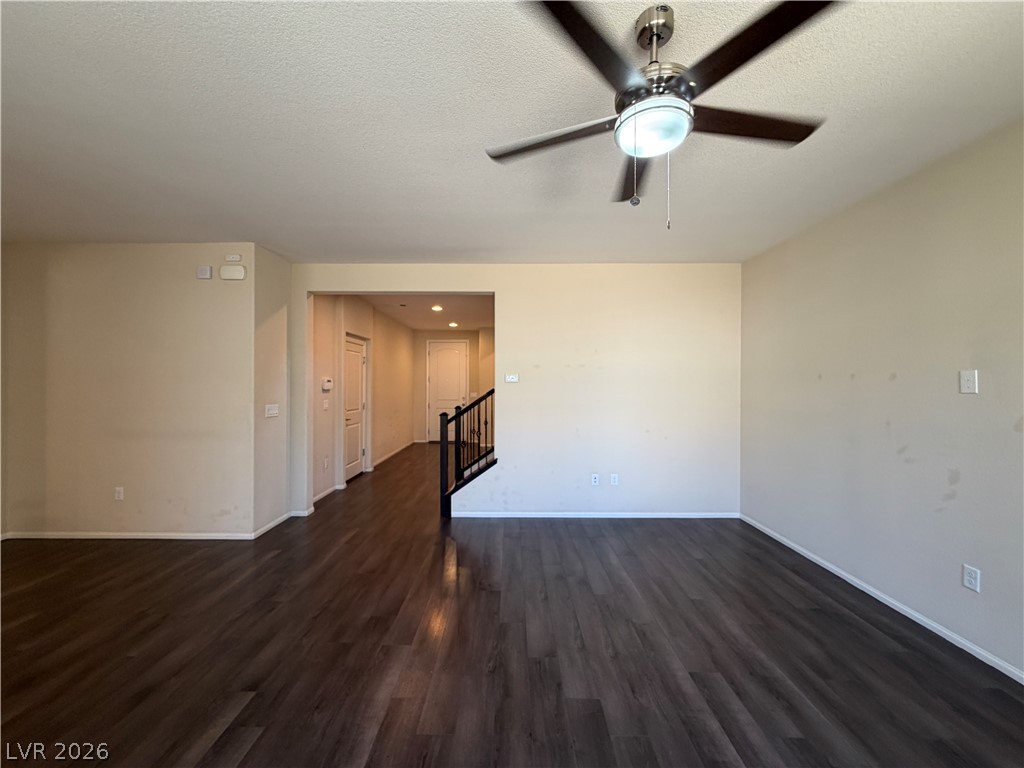 9530 Hollydale Court Property Photo 2