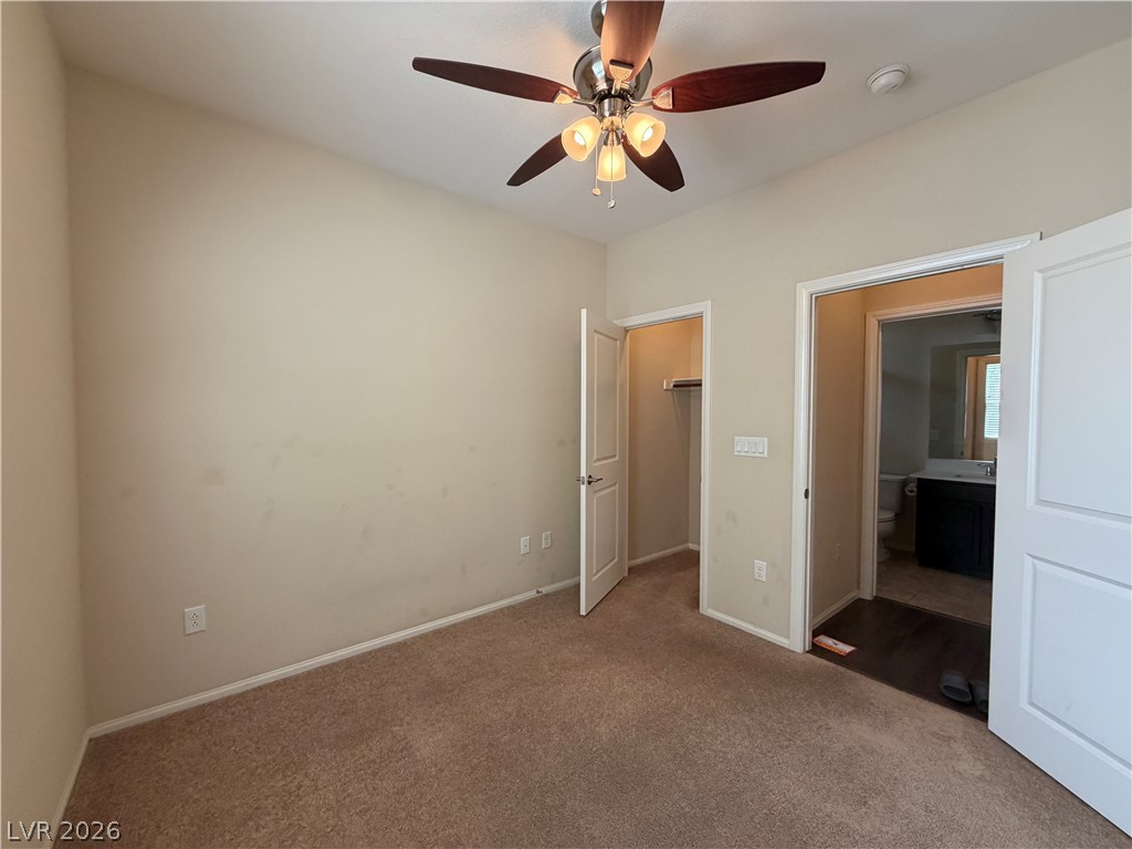 9530 Hollydale Court Property Photo 10