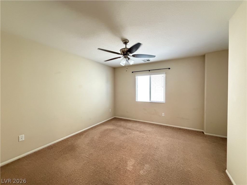 9530 Hollydale Court Property Photo 18