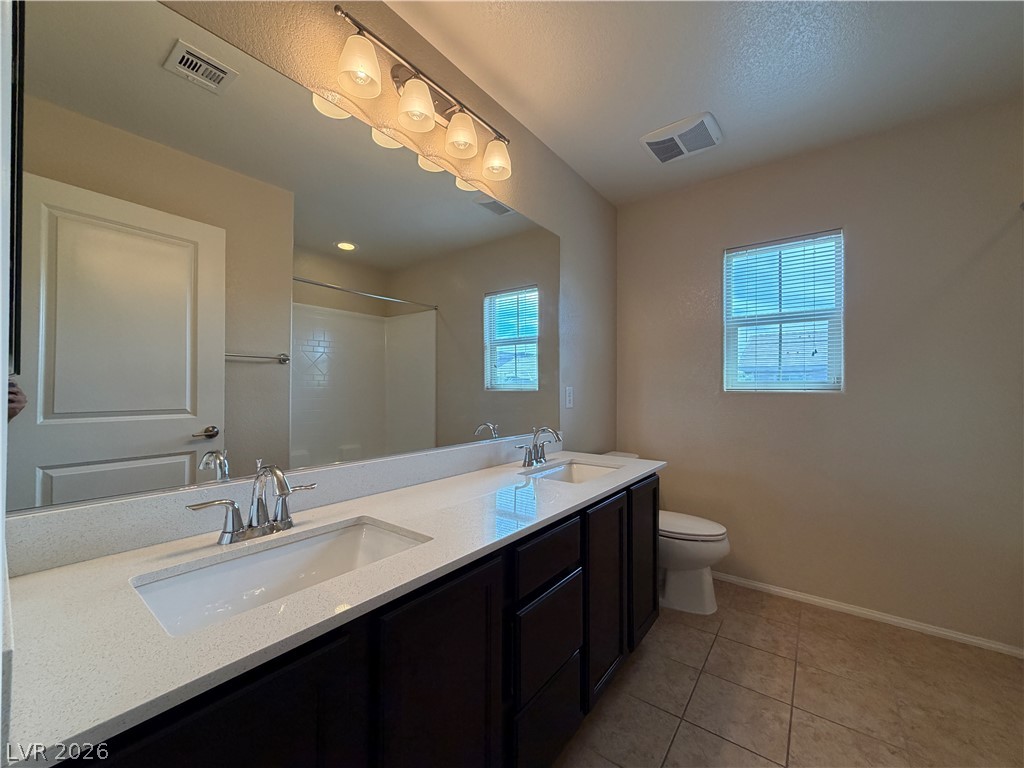 9530 Hollydale Court Property Photo 22